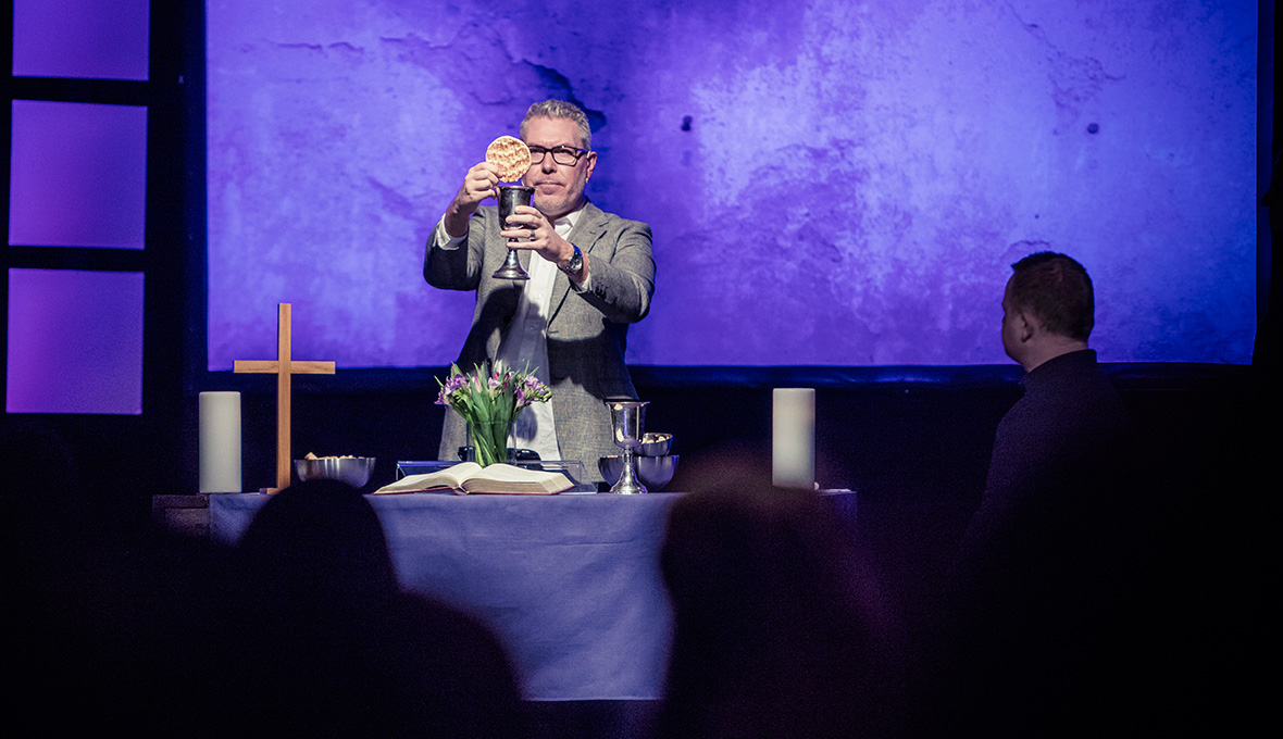 Till skillnad från många frikyrko­församlingar firar United nattvard varje söndag.