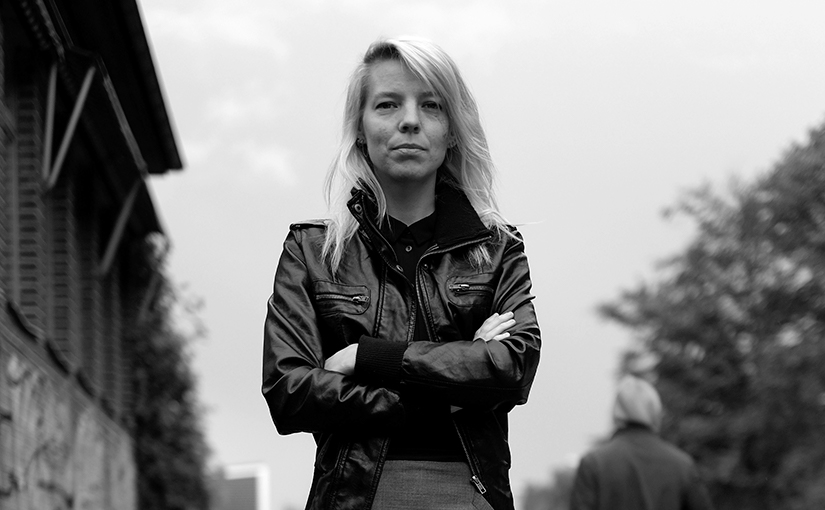 Att hjälpa någon kan vara minst lika heligt för Gud  som en gudstjänst menar Paulina Bolton som vecka  efter vecka tar kampen för att förbättra de  prostituerades situation i Malmö. – Jag vill vara ett ljus i det allra mörkaste, berättar hon.