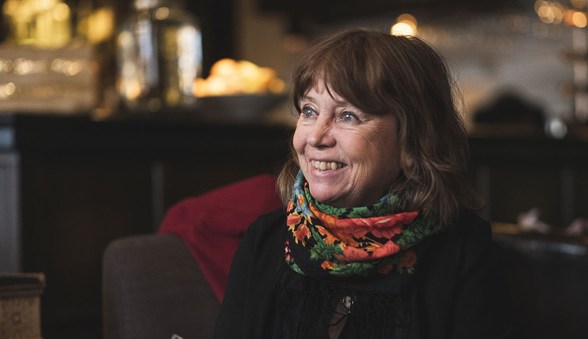 Som 15-åring upplevde Ylva en stark närvaro i sitt sovrum. »Den kändes som kärlek, men jag såg ingenting.«