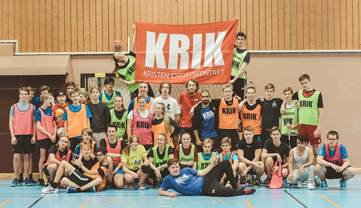 KRIK är ett av de populäraste seminarierna som alltid fylls till bristningsgränsen. Fantastiskt roligt att se både rörelseglädje och innerlig tro i samma forum.