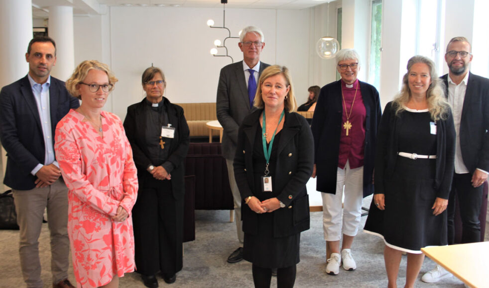 Representanter från landets kyrkor hade ett givande samtal med Folkhälsomyndighetens generaldirektör Johan Carlson. Bild: Mikael Stjernberg