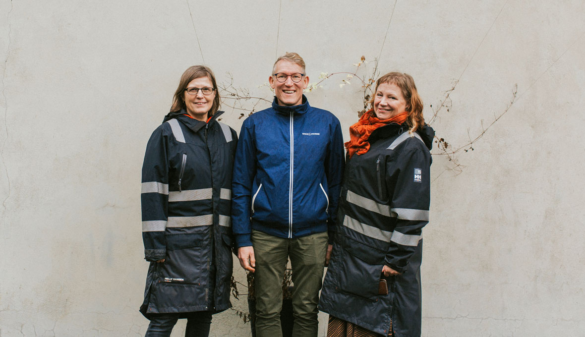 Tillsammans driver Karin Hugert, Peder Wendefors och Gabriella Åberg kursen Odlarglädje och Skapelsekärlek på Heljsön folkhögskola.