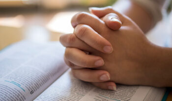 »EFS på knä« – bönesatsning fortsätter