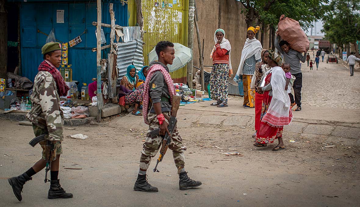 Efter att ha återtagit nyckelområden i Tigray, vägrade TPLF att acceptera centralregeringens vädjan om vapenvila utan lovade att driva bort premiärministerns regeringsstyrkor. Bild: TT