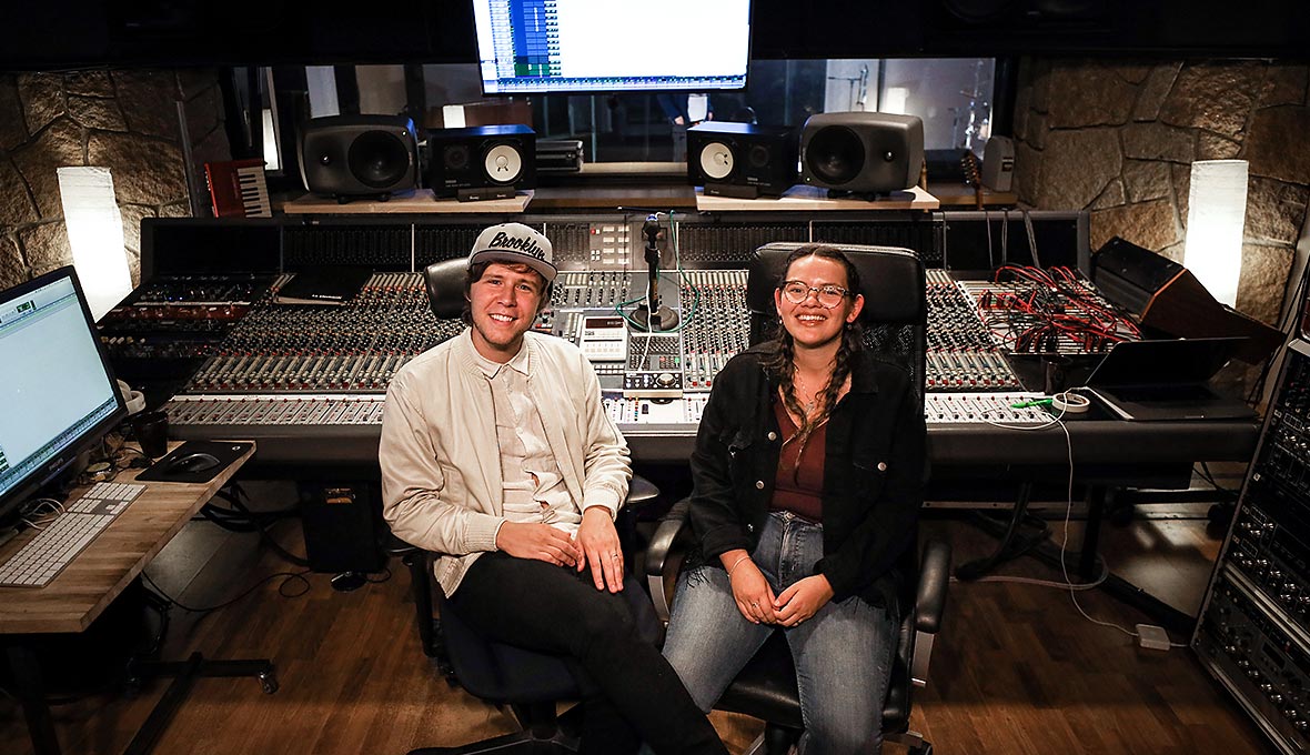 Petter och Helena Alins psalmskiva blir den första som ges ut på »nya Cantio«.