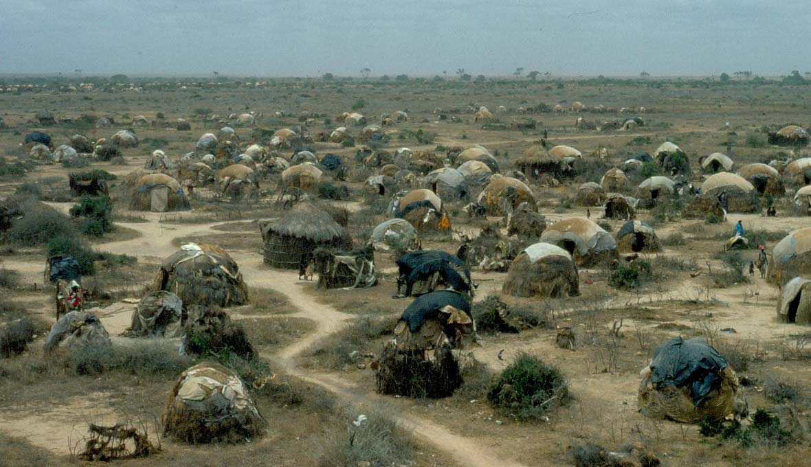 Flyktinglägret Jalalaqsi III i Somalia, 1982.