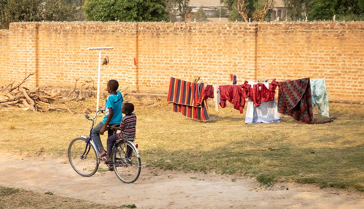 »80 % av alla som bor på barnhem i Tanzania har minst en förälder i livet.« Bild: Josefin Norstedt