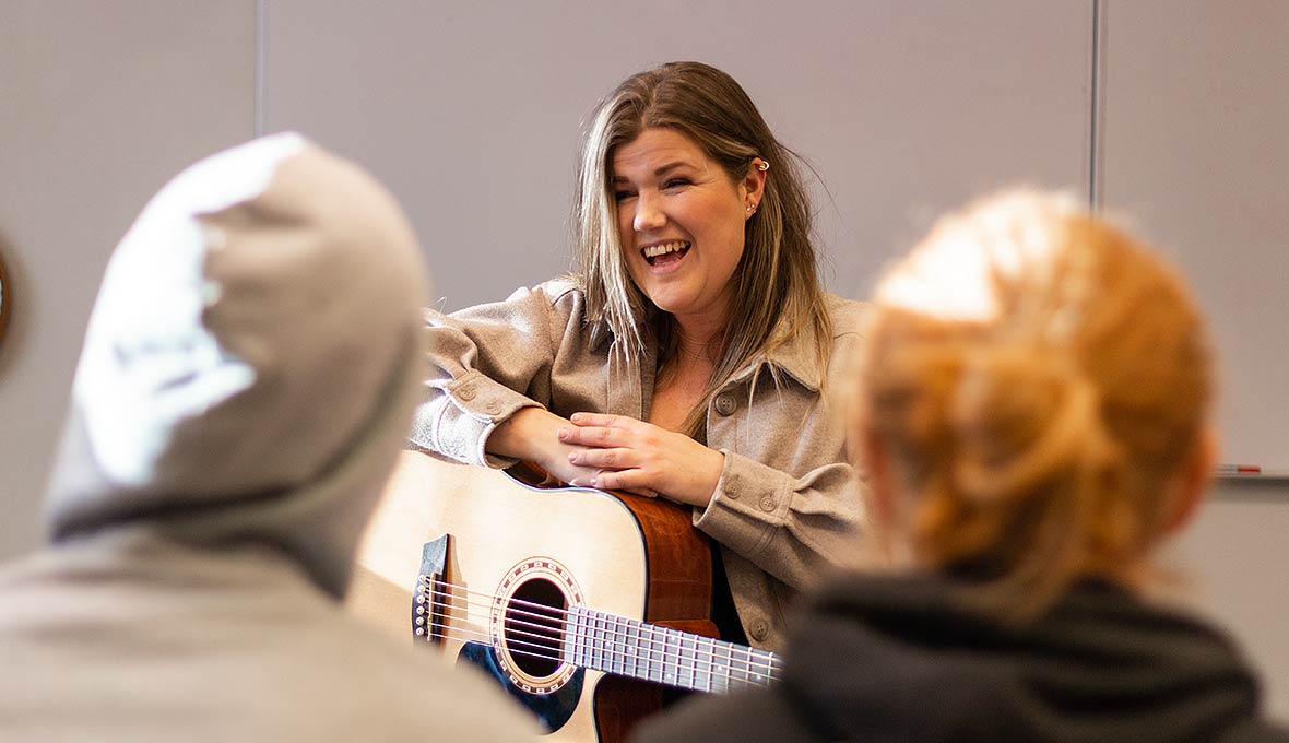 I skolans värld finns det många olika förordningar för att skydda barn. Att erbjuda en motsvarighet i kyrkan är otroligt viktigt.
