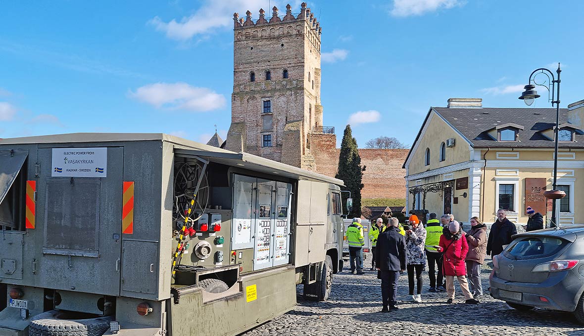 I februari skedde en överlämning av fordon i Lutsk, nordvästra Ukraina. Bild: Göran Axelsson