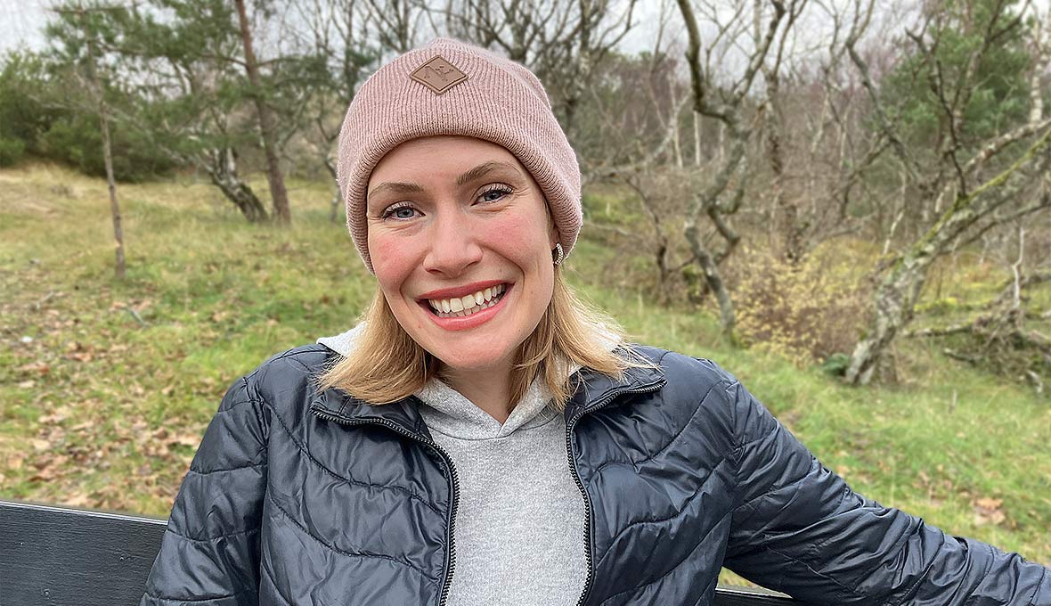 Aurelias väg till tron var snårig, men idag berättar hon om hur kyrkan är hennes hem, och hur hon upplever att Gud bär. Bild: Sara Engström