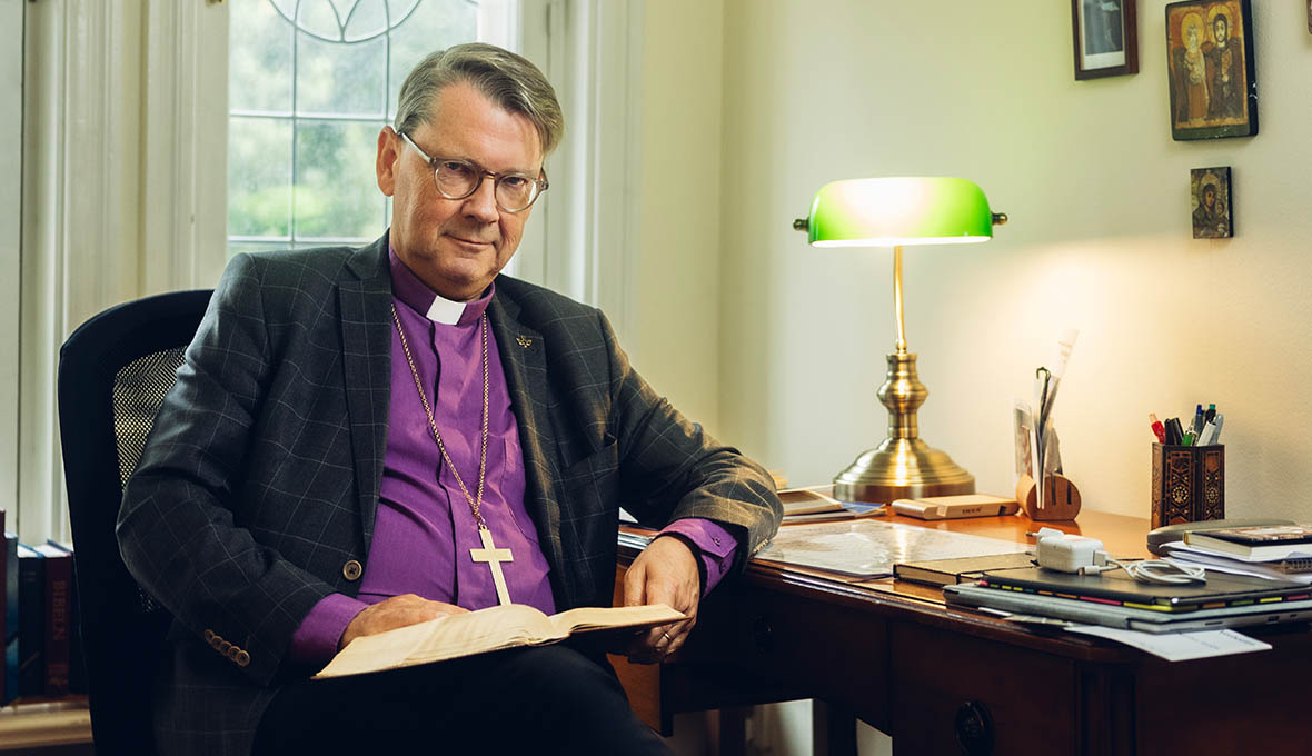 Biskop Johan menar att en församling kan göra många bra saker, men om den slutar att förkunna ordet och förvalta sakramenten är den inte längre en församling. Bild: Rickard L. Eriksson