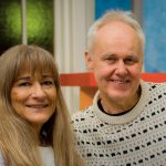 Vi måste göra det möjligt för ungdomarna att komma in i våra sammanhang, säger Shermine.