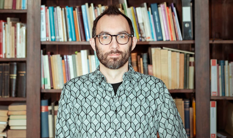 – Mina klienter säger själva att de på någon nivå har förlorat kontrollen, vilket är en subjektiv upplevelse som hör till beroendeproblematiken, berättar Gabriel.