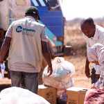 – Även om vi inte alltid har så mycket att ge kommer vi tillbaka ändå. Vi sitter ner med människor, lyssnar och försöker förstå deras behov, säger Khadar.