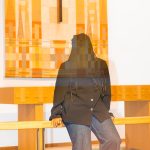 Doris önskar att kyrkan skulle vara mer inbjudande för de som är nya.  – Flera av mina vänner går till kyrkan men ingen ser att de är där. Kyrkan borde vara en plats där de hittar den gemenskap som de har förlorat.